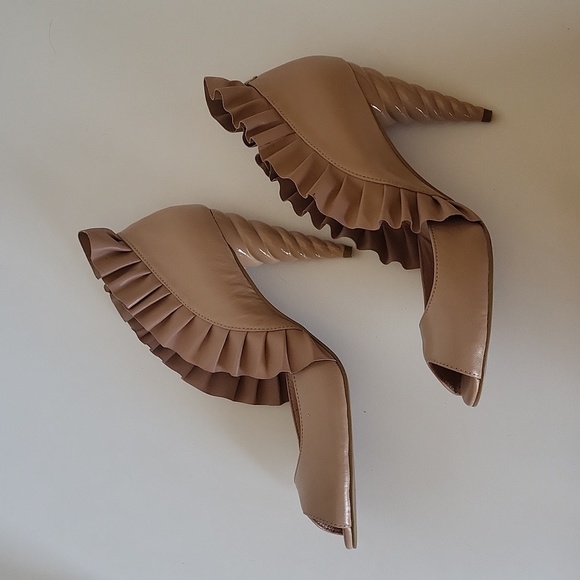 Jeffrey Campbell Nude Unicorn Heel - Picture 2 of 5